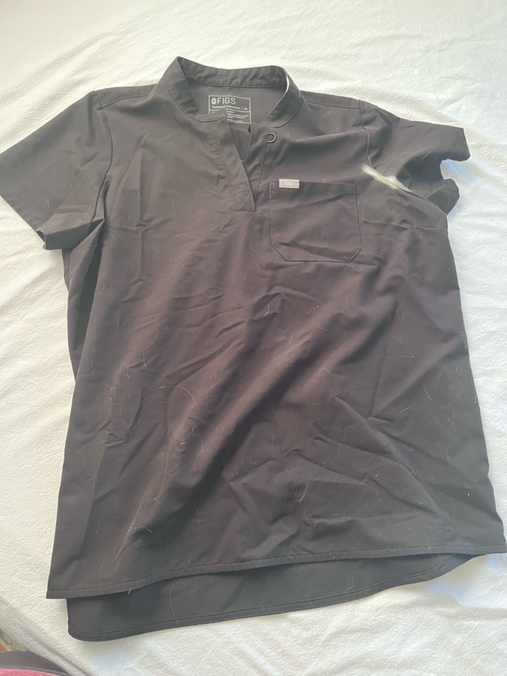 FIGS women’s XL black Rafaela scrub top